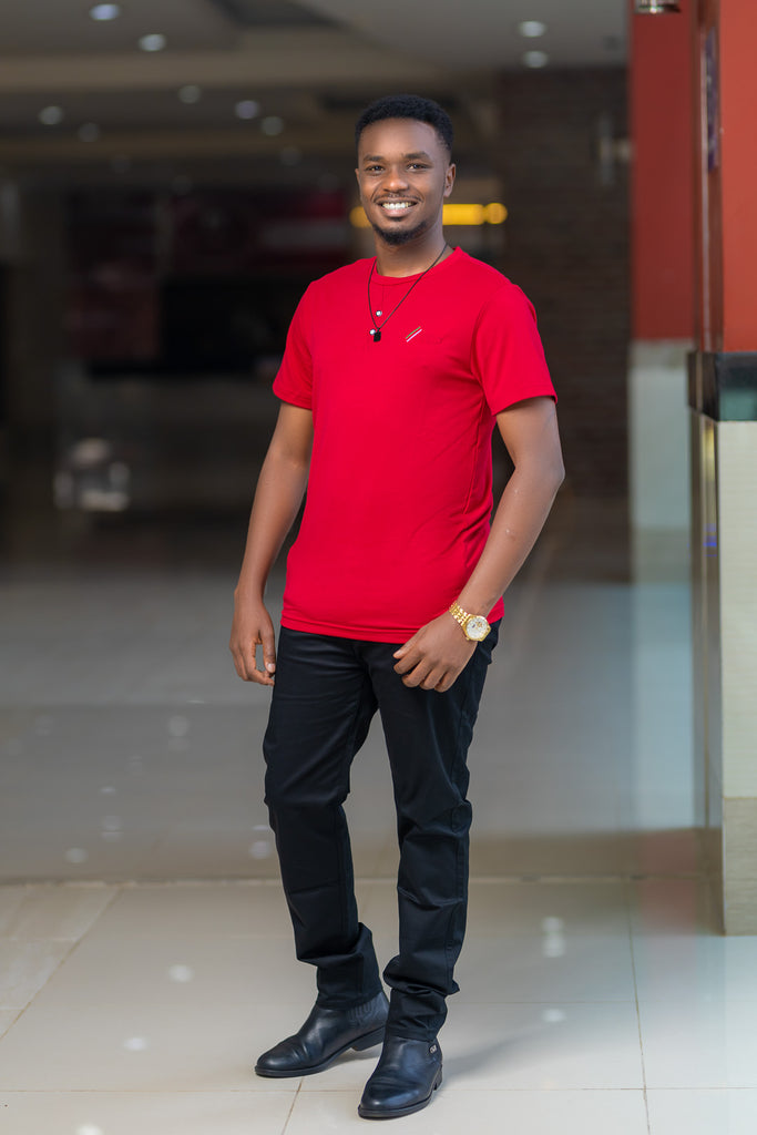 Buttoned round neck tshirt