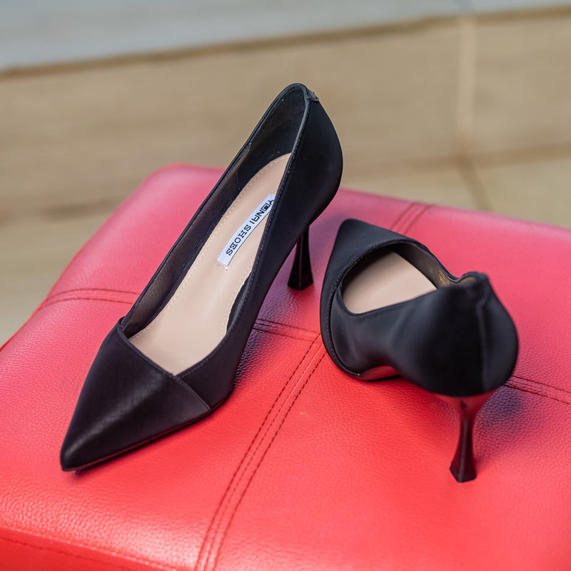 Black Plain Velvet Heel