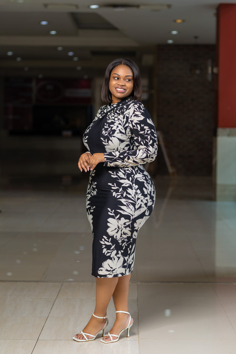 Black cream crossneck bodycon dress