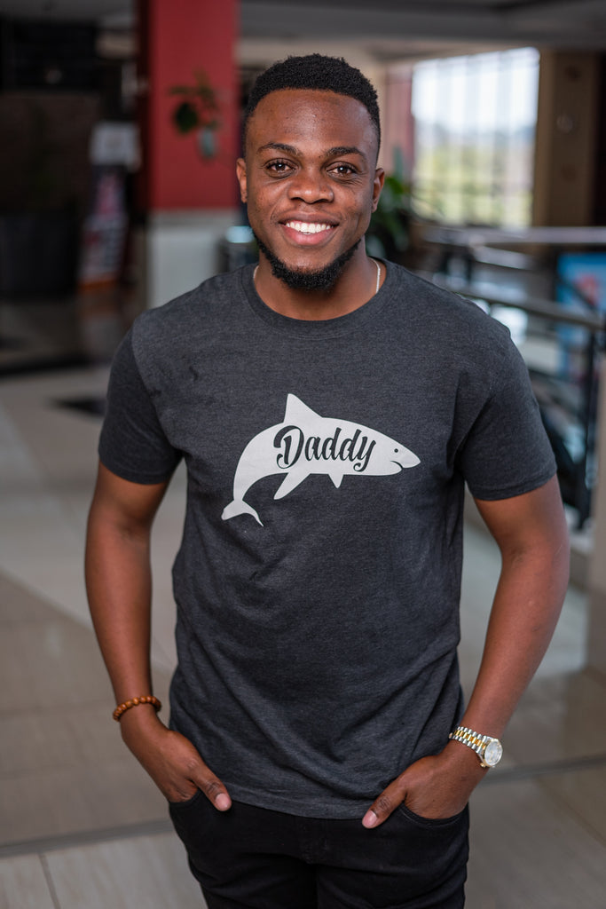 Daddy shark tshirt men – Sarai Afrique - Main Image